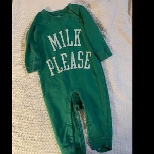 Gap milk please one piece